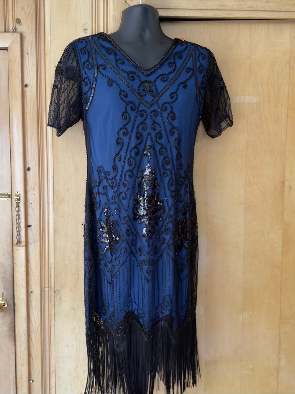 Vintage-Inspired Navy/Royal Beaded Fringe Dress. Very sassy!